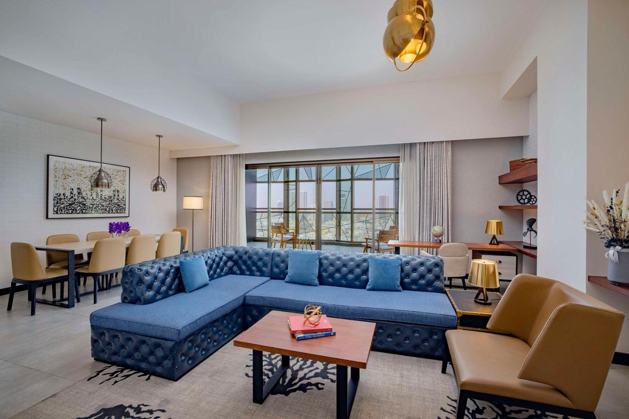 Doubletree By Hilton Dubai M Square Hotel & Residences Exterior photo